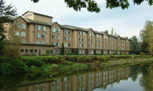 Radisson Hotel Portland Airport