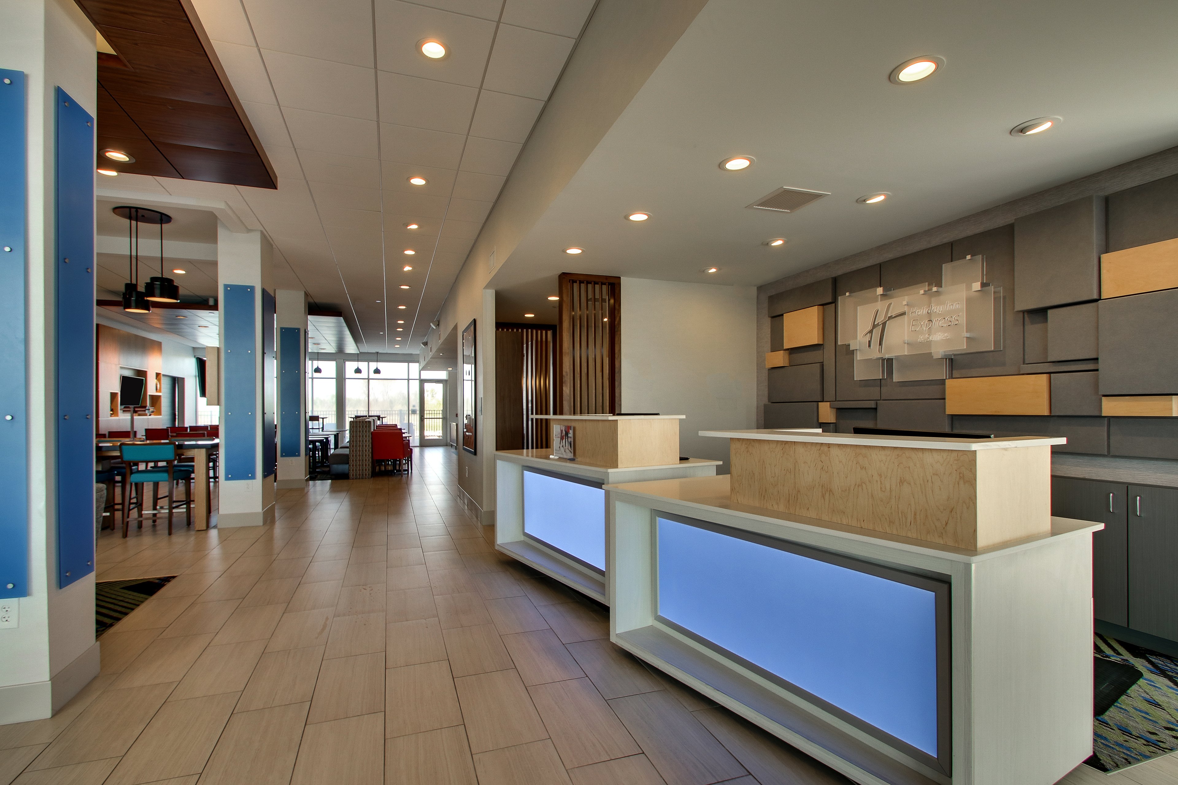 Holiday Inn Express & Suites Findlay North, an Ihg Hotel