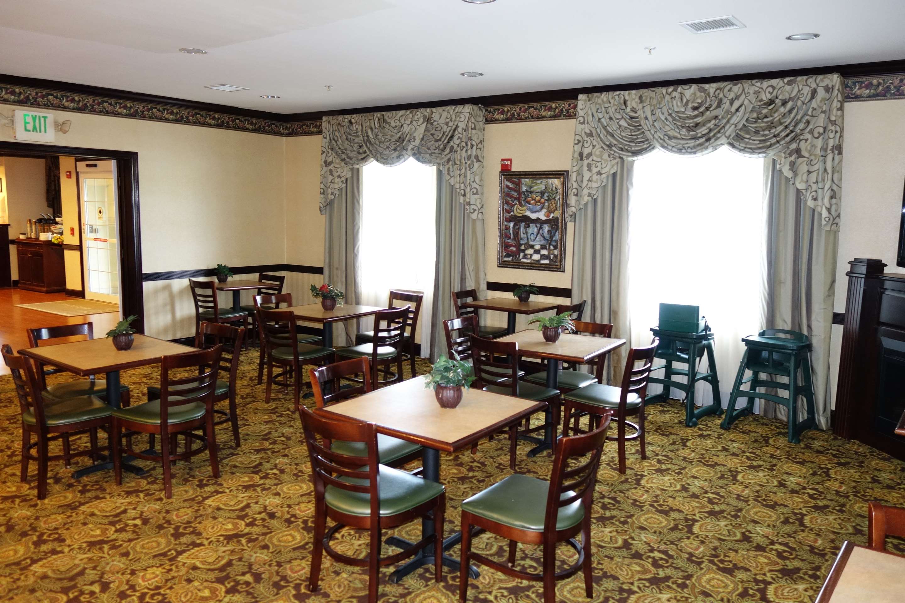 Country Inn & Suites by Radisson, Youngstown West, Oh