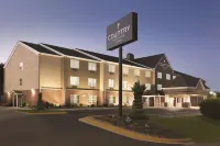 Country Inn & Suites by Radisson, Washington, D.C. East - Capitol Heights, MD Hotels near Edible Arrangements