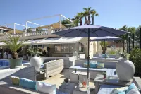Van der Valk Hotel Barcarola Отели в г. Сан-Фелиу-де-Гишольс