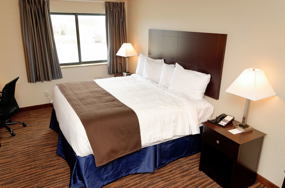 Cobblestone Inn & Suites - Denison - Oak Ridge