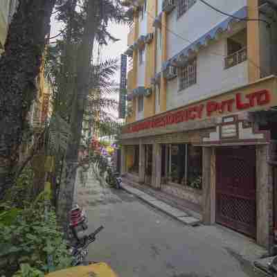 OYO 16794 Bidhan Residency Hotel Exterior