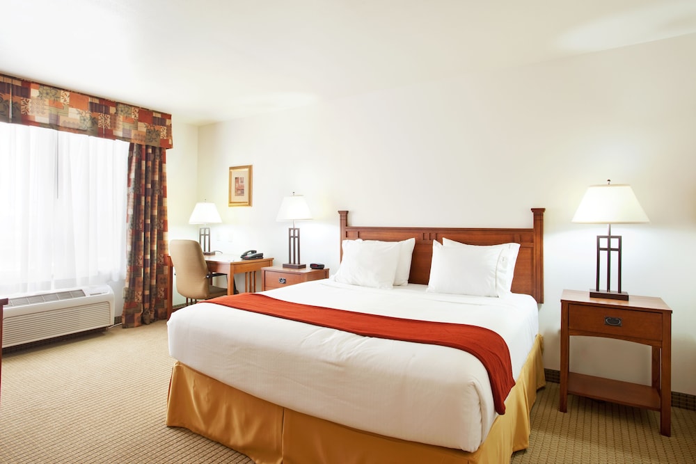 Holiday Inn Express Hotel & Suites Mattoon, an Ihg Hotel