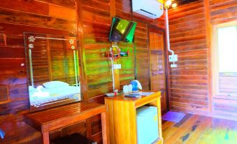 Lam Poh Beach Resort