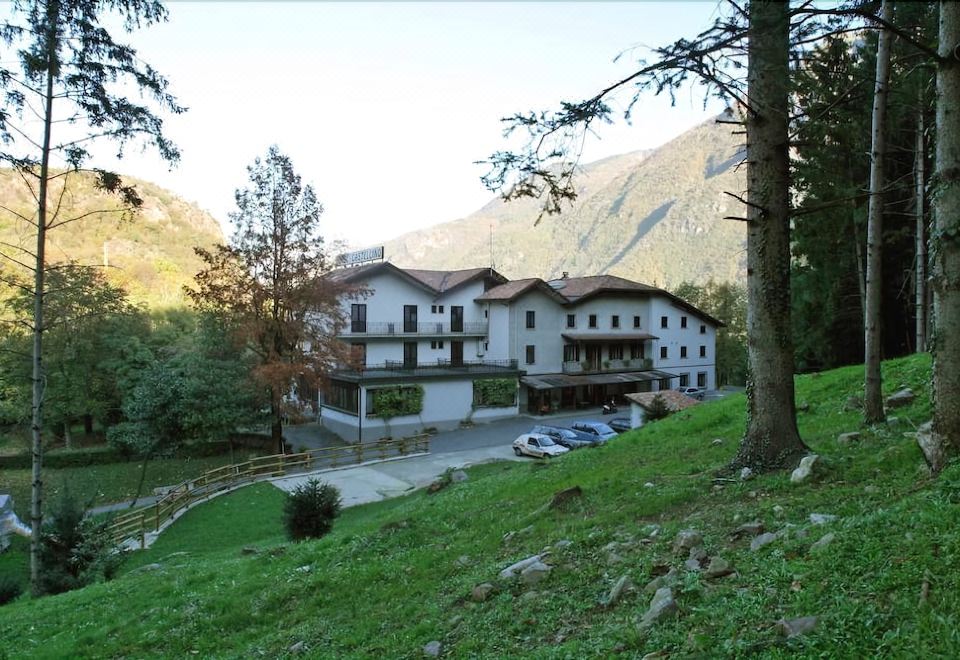 Albergo Il Castellino-Boario Terme Updated 2023 Room Price-Reviews & Deals  | Trip.com