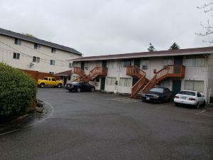 Pacific Lodge Tacoma