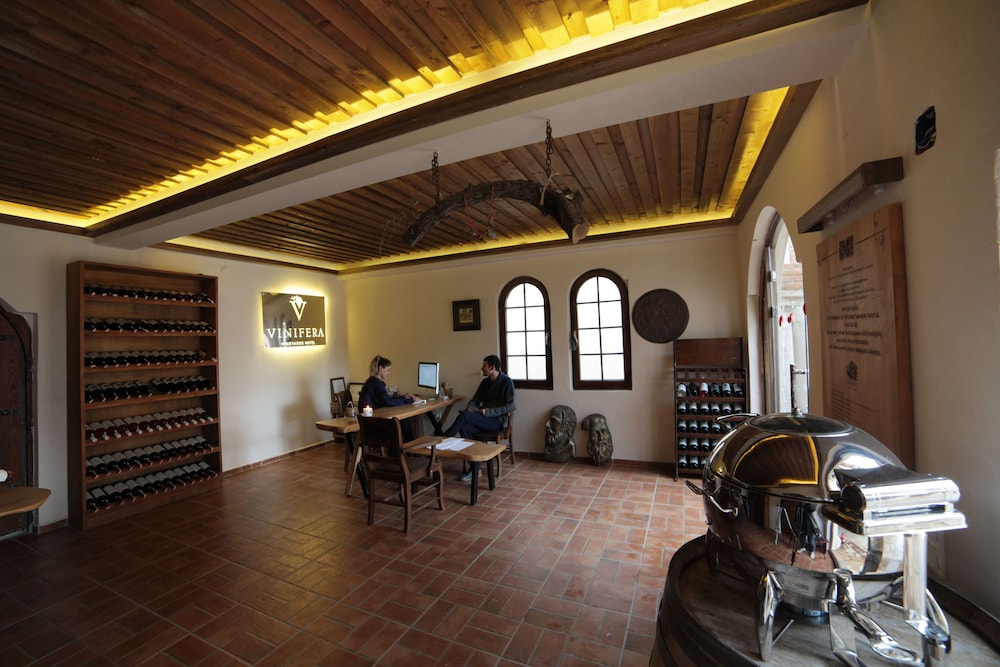 Vinifera Hotel Yedi Bilgeler Vineyards