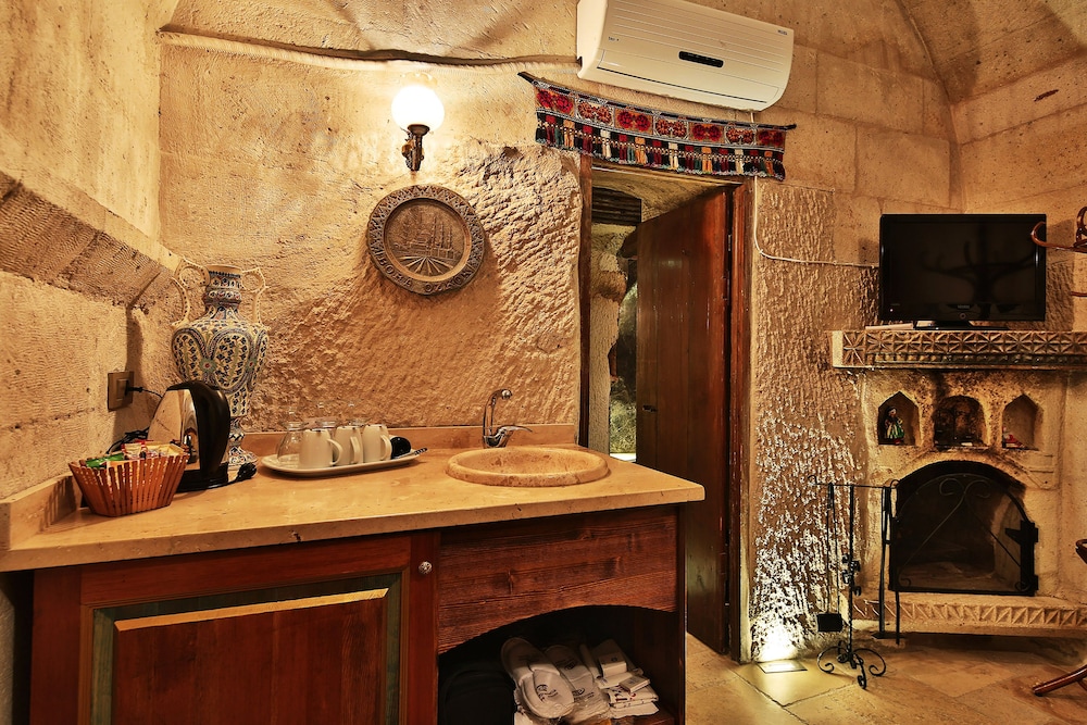 Cappadocia Cave Suites