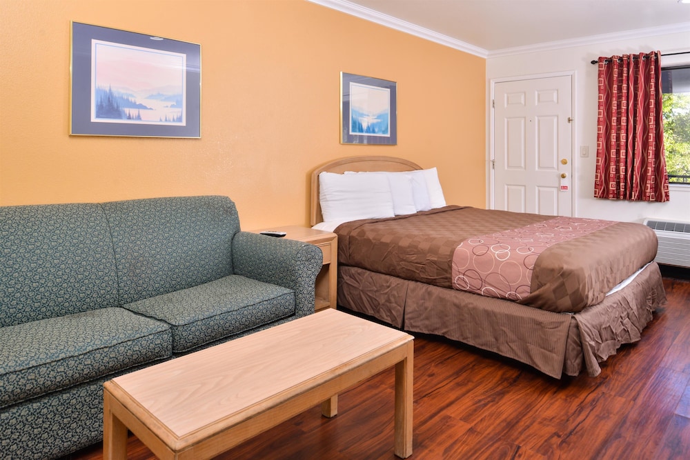 Americas Best Value Inn and Suites Clearlake