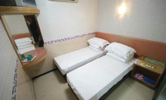 HONG KONG ASTRONAUTS HOTEL