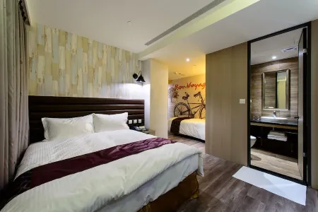 Stay Hotel - Taichung Zhongqing