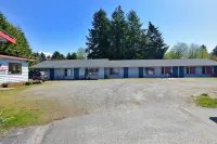 Oceanside Villas Hotels in Gibsons