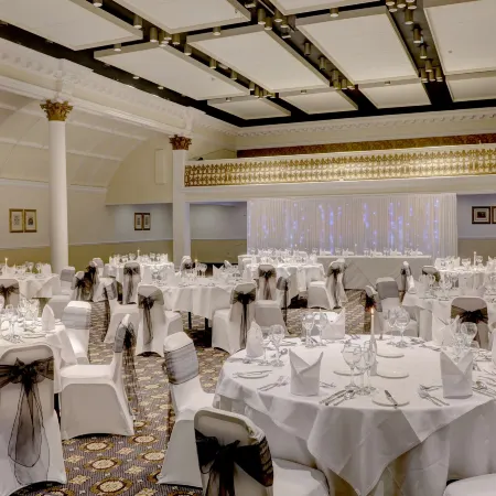 Crown & Mitre Hotel