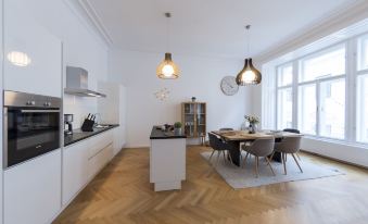 Singerstraße Luxury Apartment