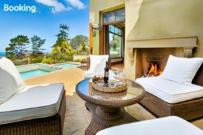 Five-Bedroom Holiday Home #8080 - SeaView Sanctuary Five-Bedroom Holiday Home Photo