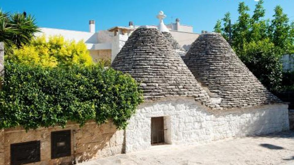 Trullo Giardino Fiorito