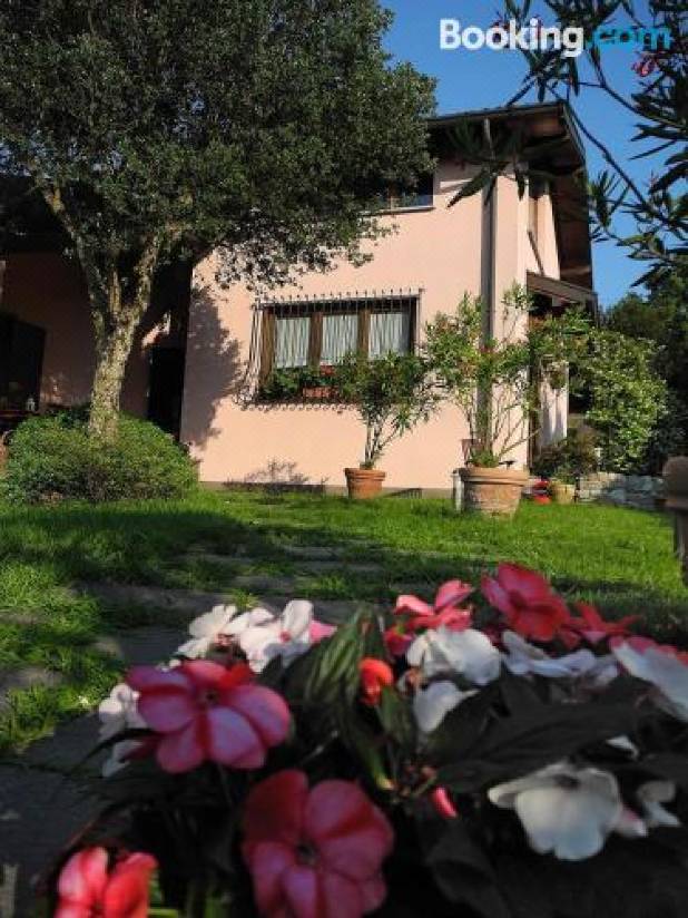 Villa Campo dei Fiori-Comerio Updated 2022 Room Price-Reviews & Deals |  Trip.com