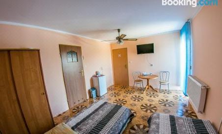 Us?ugi Hotelarskie Ma?gosia I Andrzej Danowski - Housity
