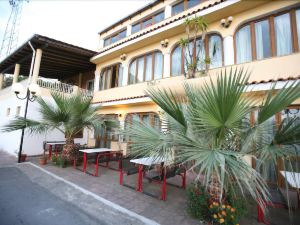 Hotel All'Antico Pozzo