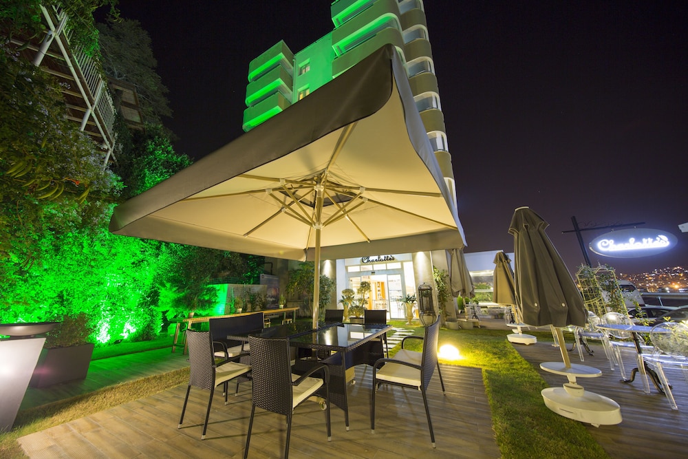 Marina Hotel & Suites Kusadasi