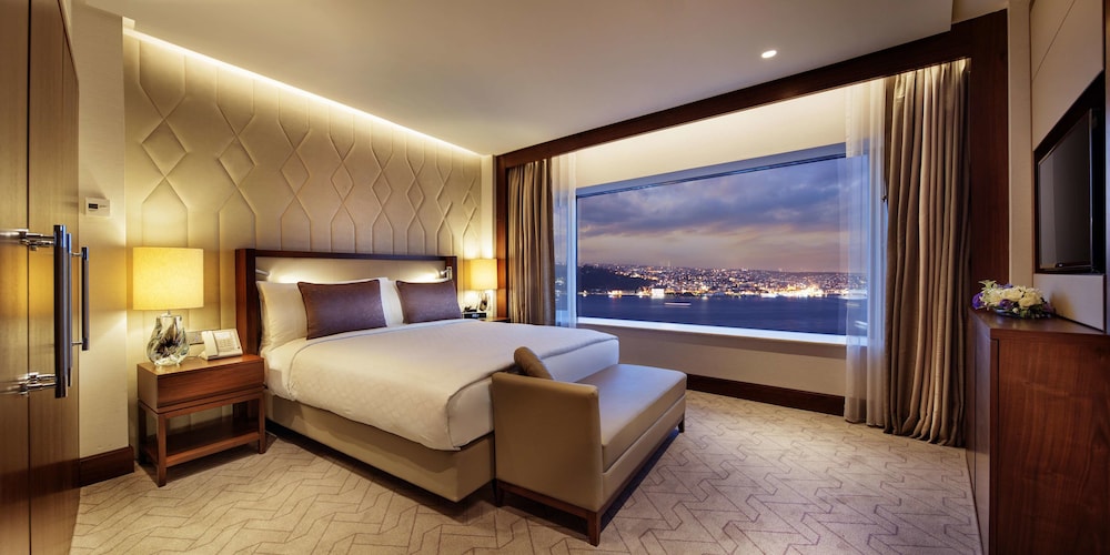 Conrad Istanbul Bosphorus