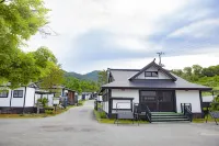 Chouja Yashiki Hotels in Shirataka
