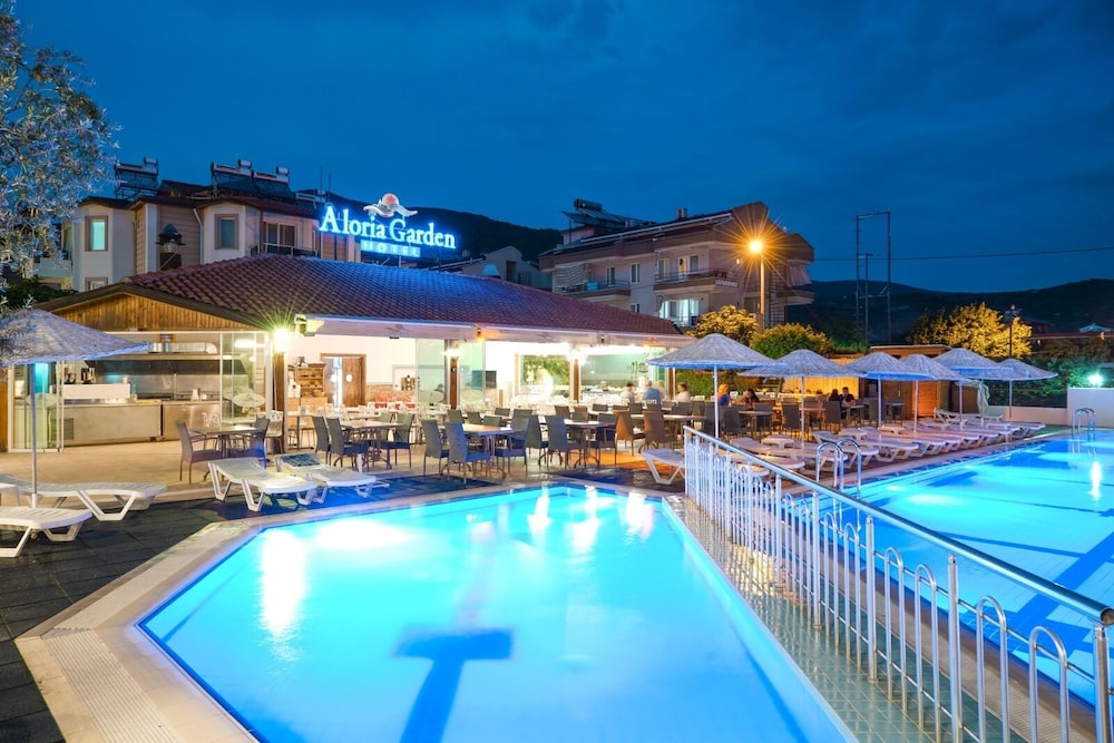 Aloria Garden Hotel