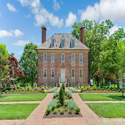 Hilton Vacation Club the Historic Powhatan Williamsburg Hotels in James City County