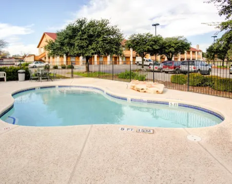 Motel 6 Georgetown, TX