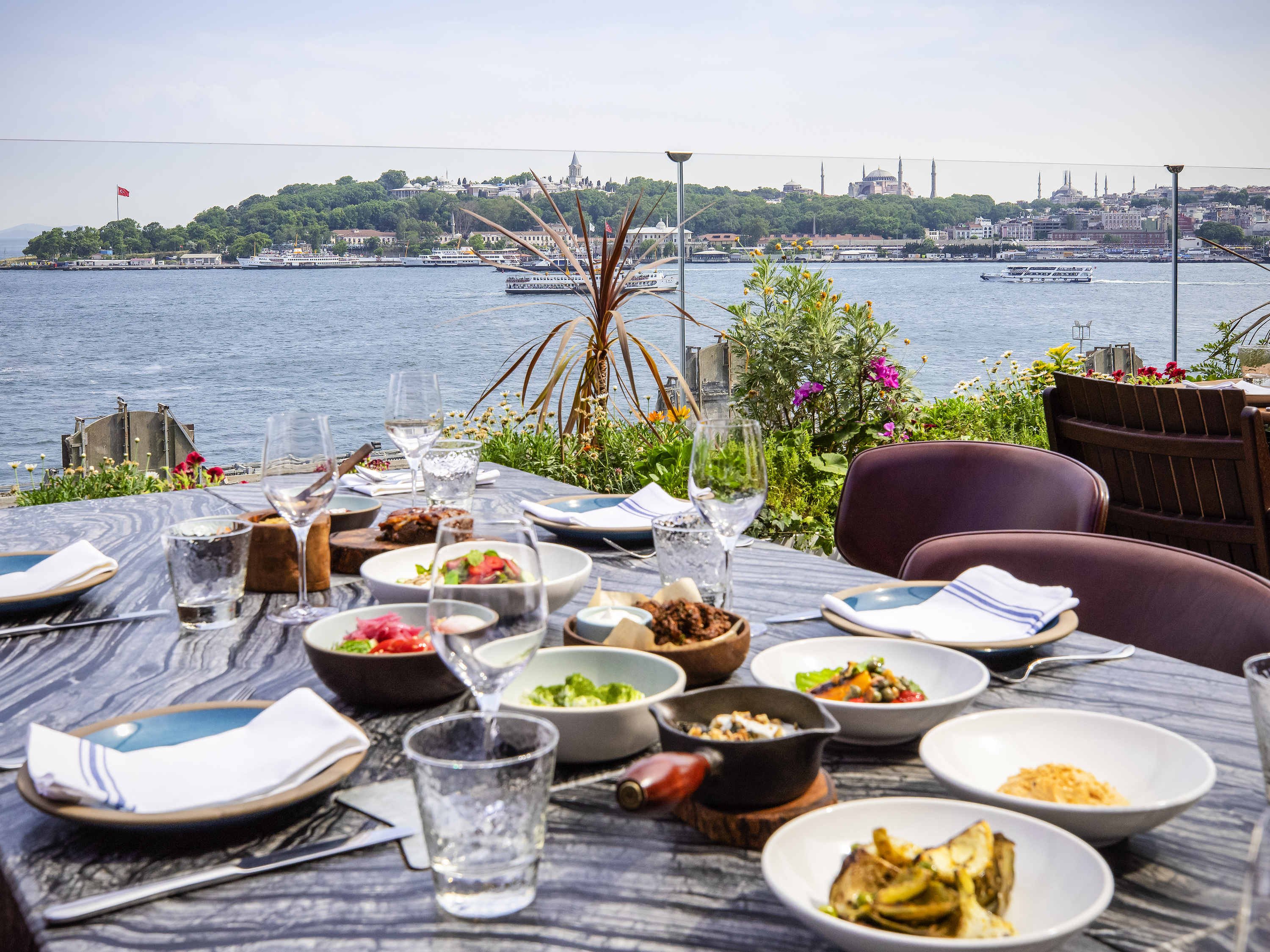 Novotel Istanbul Bosphorus Hotel