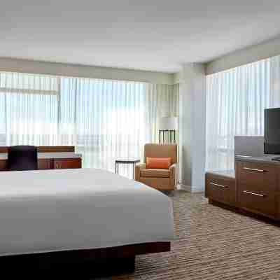 Calgary Airport Marriott In-Terminal Hotel Rooms
