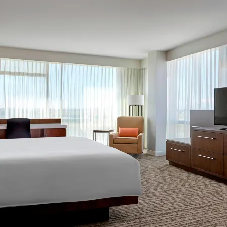 Calgary Airport Marriott In-Terminal Hotel