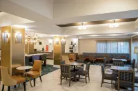 Hampton Inn & Suites Jackson Downtown-Coliseum - breakfast