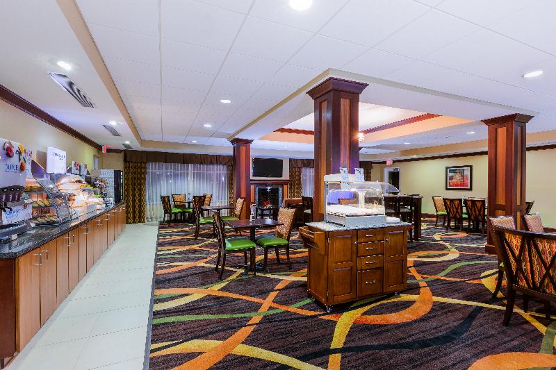 Holiday Inn Express Hotel & Suites Salina, an Ihg Hotel