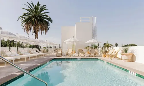 Silver Lake Pool & Inn