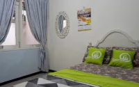 Homey Homestay Syariah Hotel a Tunjungsekar