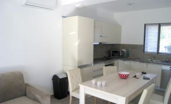 House with 2 Bedrooms in Borgo, with Enclosed Garden and Wifi