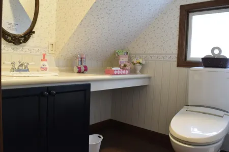 Iza Kamakura Guest House and Bar Отели рядом с достопримечательностью «Kanagawa Prefectural Ofuna Botanical Garden»