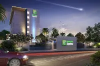 Holiday Inn Express Kolkata Airport Отели в г. 