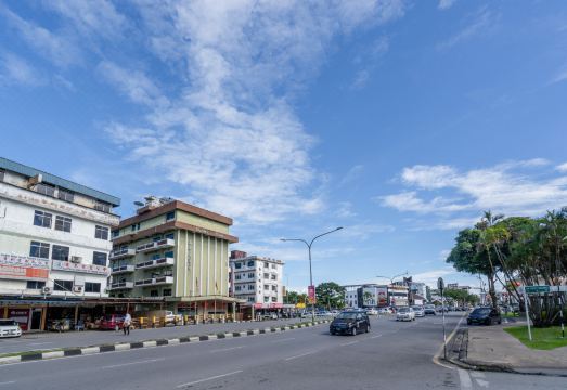 Premier Hotel Sibu Over view