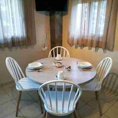 Villa Pavlina Dining/Meeting Rooms
