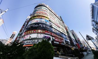 Changwon Sangnamdong Hotel JM