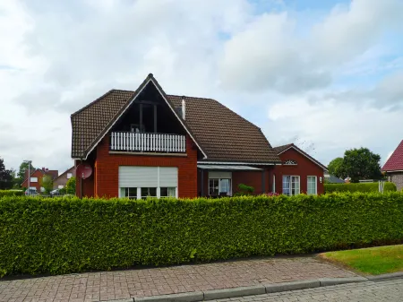 Alina Отели в г. Брокмерланд