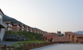 Gokseong Gangbit Village Pension