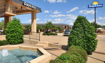 Days Inn by Wyndham Ruston LA