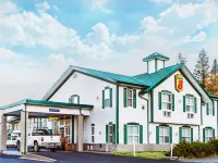 Super 8 by Wyndham 100 Mile House Hotéis em 100 Mile House