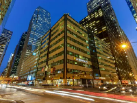 La Quinta by Wyndham Chicago Downtown Hotels near Willis Tower