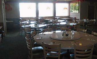 Red Arrow Inn & Suites, a Travelodge by Wyndham
