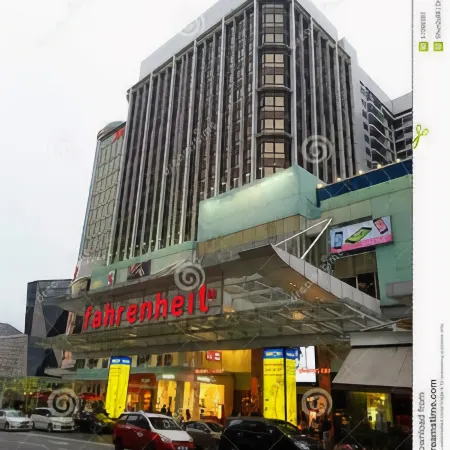 Fahrenheit Suites Bukit Bintang, Kuala Lumpur Отели рядом с достопримечательностью «Торговый центр Fahrenheit 88»